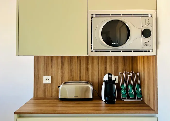 Housing Padre Isla Con Opcion A Garaje * ليون