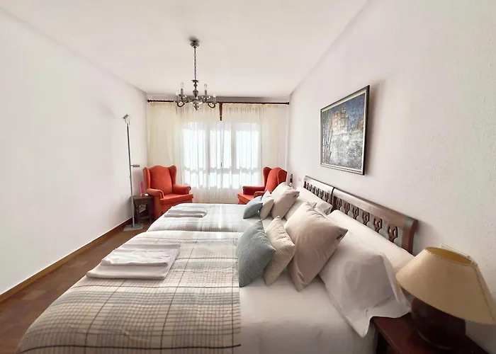 Housing Padre Isla Con Opcion A Garaje شقة ليون